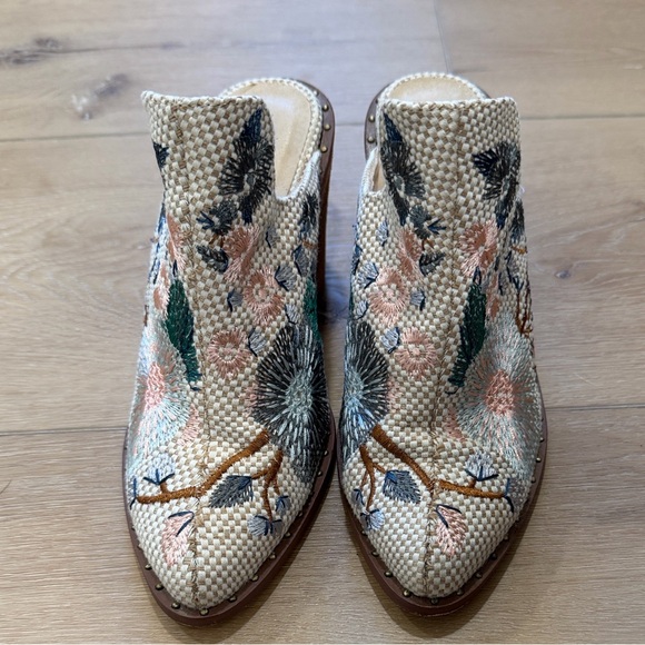 Chinese Laundry Floral Embroidered Mules - Picture 2 of 7
